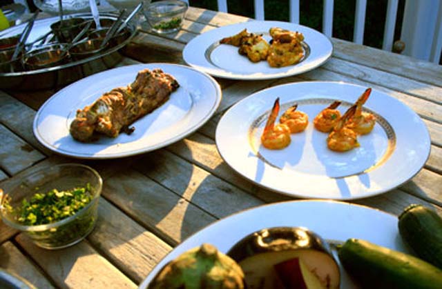 Barbecued tandoori food in the homdoor