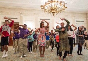 First Lady Michelle Obama joins students for a Bollywood Dance Clinic in the State Dining Room of the White House, Nov. 5, 2013. (Official White House Photo by Chuck Kennedy)