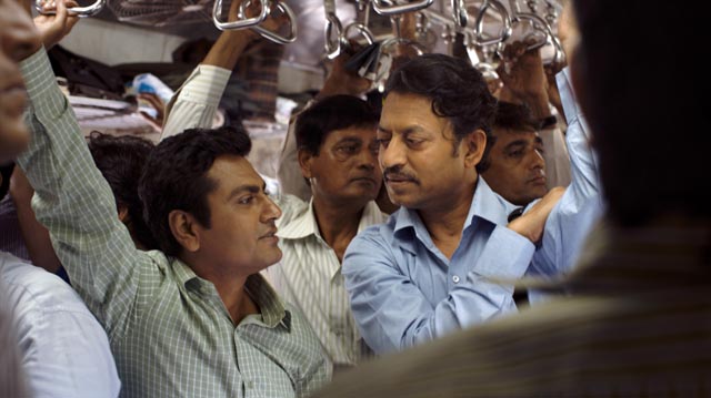 Nawazuddin Siddiqui & Irrfan khan in The Lunchbox