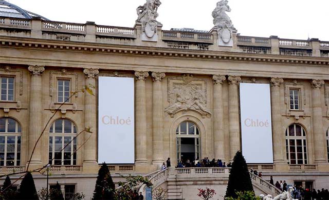  the scene outside Chloé at The Grand Palais