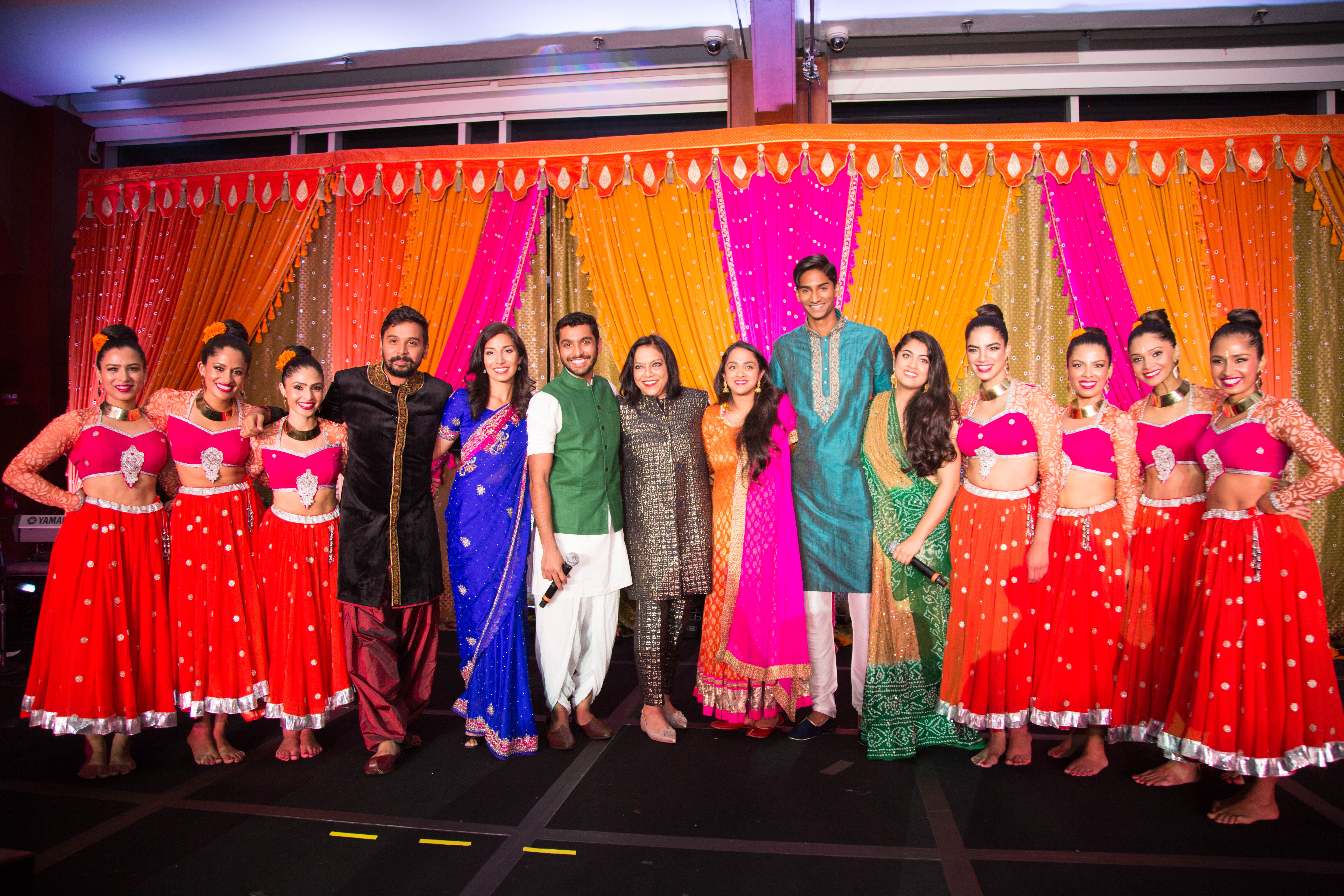 Mira Nair with the cast of Monsoon Wedding & the Sa Dancers