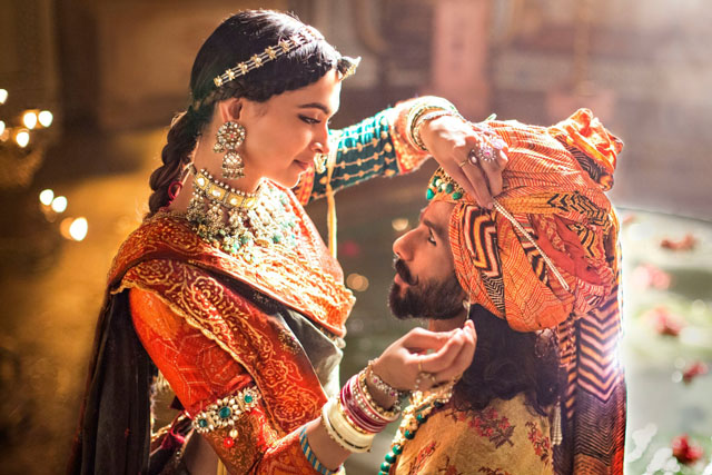 Deepika Padukone & Shahid Kapoor in Sanjay Leela Bhansali's 'Padmaavat'