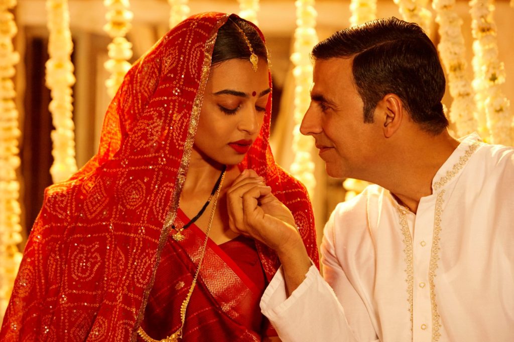 Radhika Apte and Akshay Kumar in Pad Man