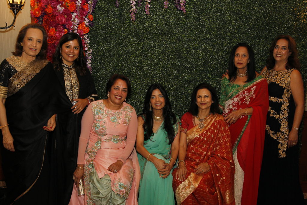 Sagorica Rudra, Radha Vanjani, Tinku Jain, Kavita Gugnani and Maya Rajani