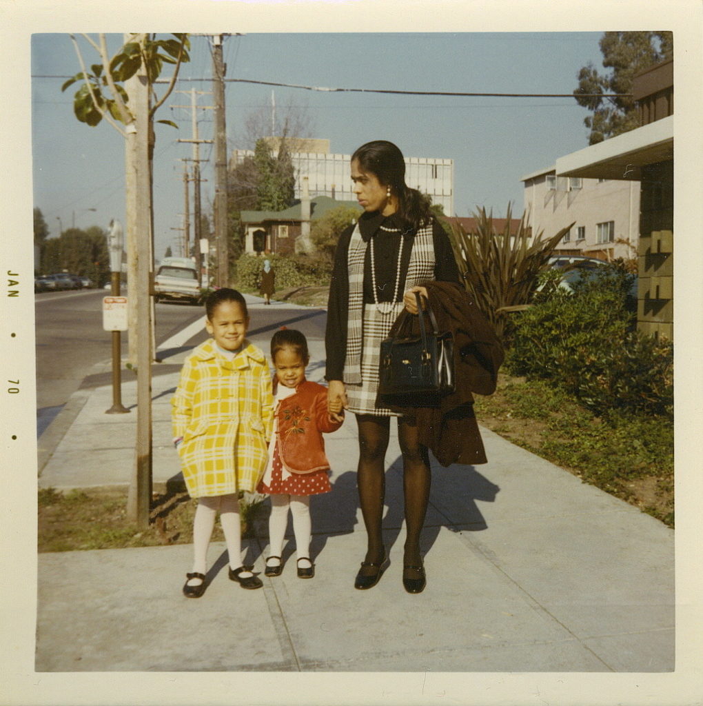 Kamala Harris with her mother and sister