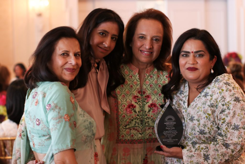 Kavita Gugnani, Aarti Kamat, Dina Pahlajani with standup comic Zarna Garg