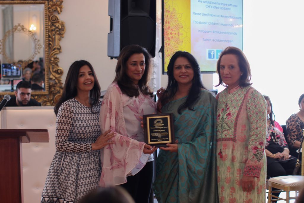 Woman of Distinction honoree Jaishri Kapoor with CHI advisory board member Tinku Jain, Taruna Chakravorty, wife of CG of India Sandeep Chakravorty,  and CHI president Dina Pahlajani, MD.