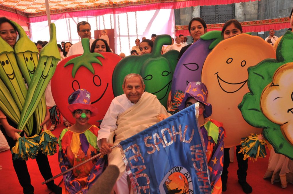 Dada Vaswani at a peace rally promoting vegetarianism