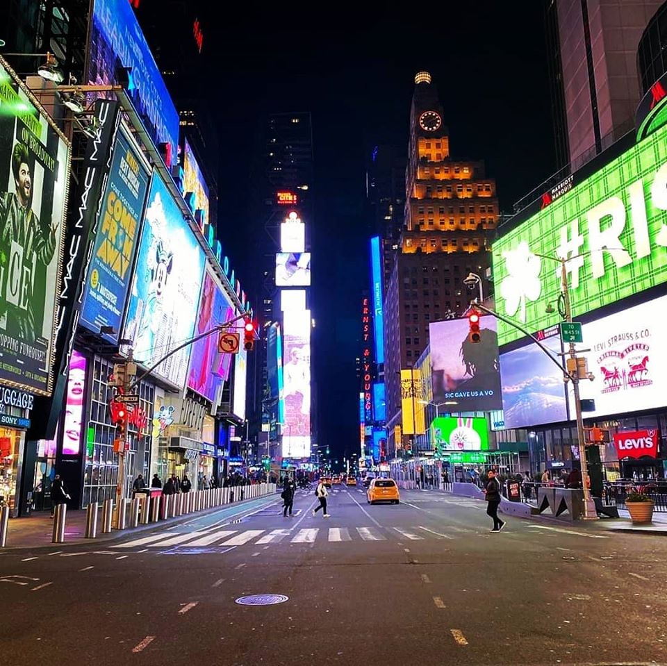 A deserted Times Square - Photo Hemali Dassani