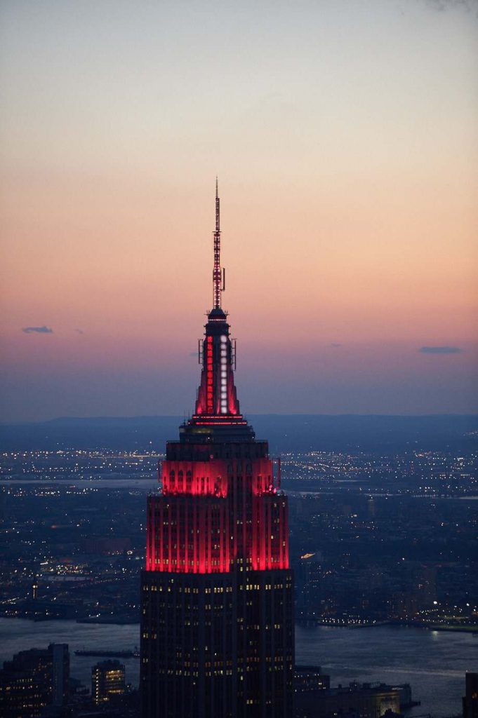 Empire State building salutes emergency workers