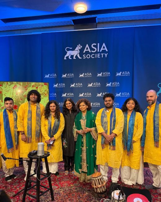 Prelude to Diwali: Chandrika with her musicians